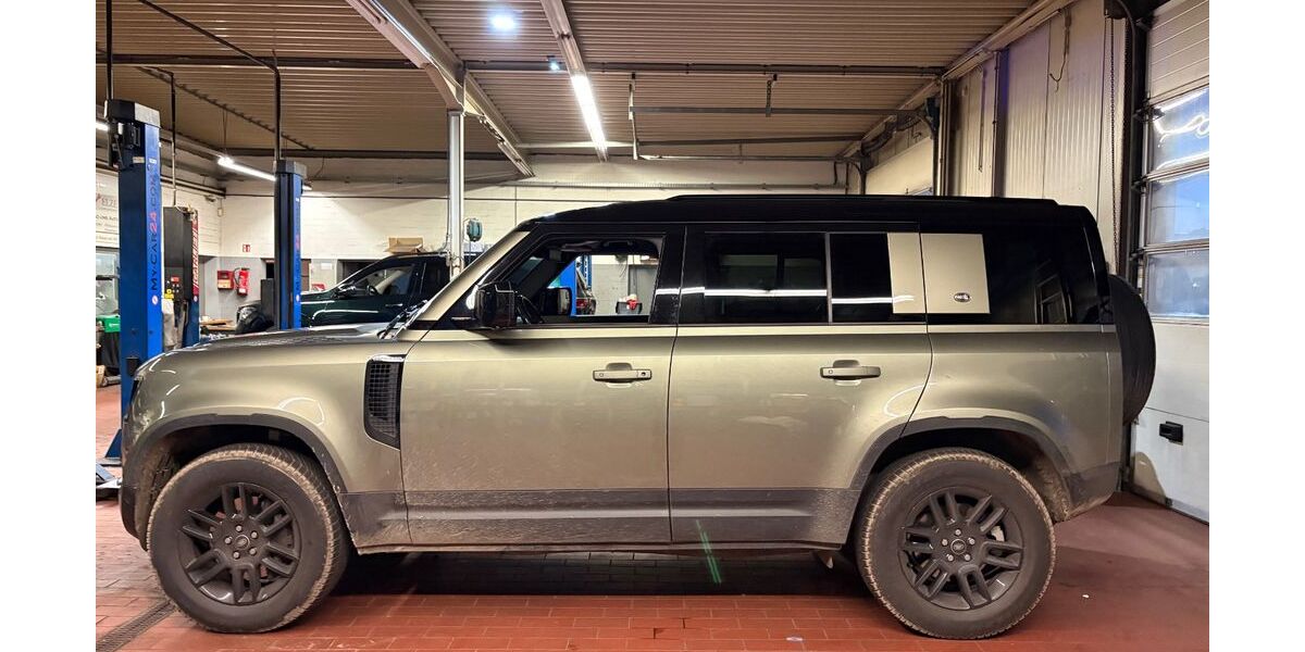 Land Rover Defender 129.888 km 55.888 &euro; Bad Oldesloe 23843