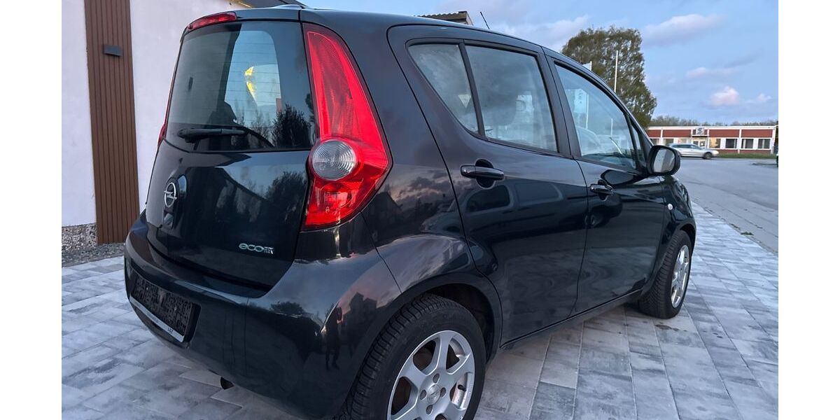 Opel Agila 96.000 km 3.300 &euro; Lübeck 23560