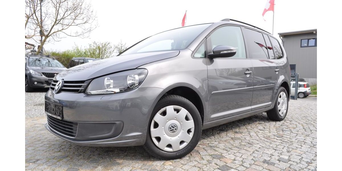 VW Touran 87.000 km 10.480 &euro; Ahrensbök 23623