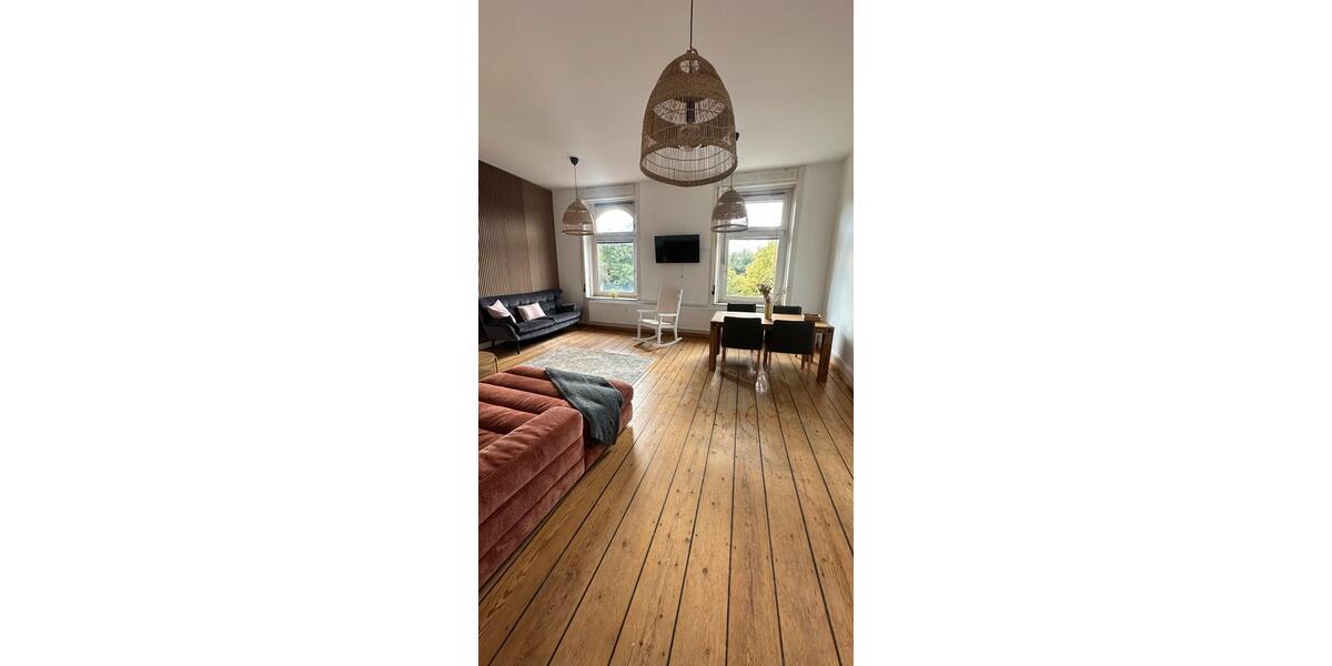 Etagenwohnung Lübeck Innenstadt - 3 Zimmer, 120 m&sup2;, 1.650&euro; | Angebot:25875535