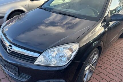 Opel Astra 196.000 km 3.600 &euro; Lübeck 23560