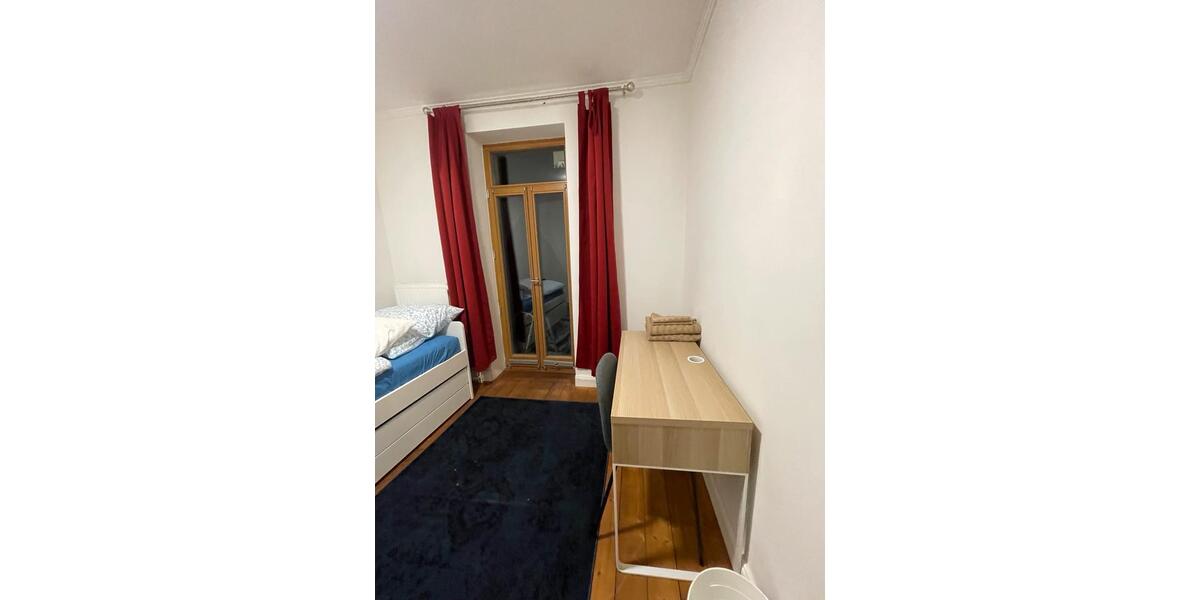 WG Zimmer - 1 Möbliertes Zimmer 1 zimmer