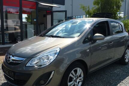 Opel Corsa 129.000 km 5.950 &euro; Lübeck 23560