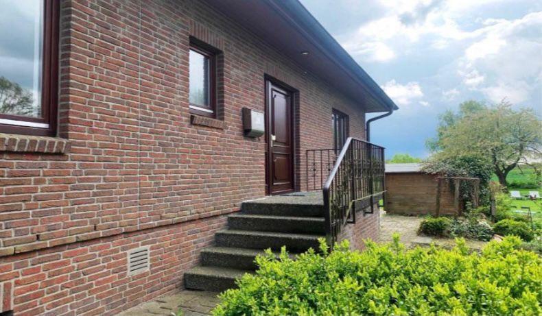 Doppelhaushälfte Steinburg - 5 Zimmer, 160 m&sup2;, 260.000&euro; | Angebot:25378900