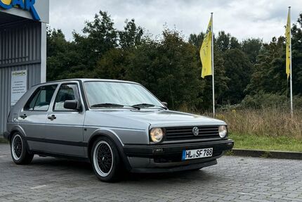 VW Golf 143.000 km 4.499 &euro; Lübeck 23569