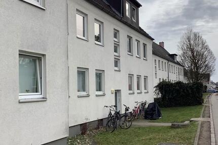Endlich Zuhause: sanierte 2,5-Zimmer-Wohnung, sofort anmietbar und in Uni Nähe!
