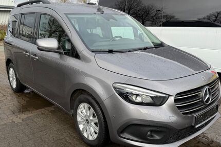 Mercedes-Benz Andere 144.000 km 18.990 &euro; STOCKELSDORF/LÜBECK 23617