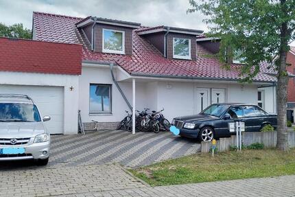 Haus Ratzeburg - 9 Zimmer, 248 m&sup2;, 730.000&euro; | Angebot:27070510