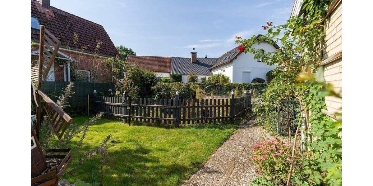 Mehrfamilienhaus, Wohnhaus Hammoor - 4 Zimmer, 102 m&sup2;, 329.000&euro; | Angebot:24401870