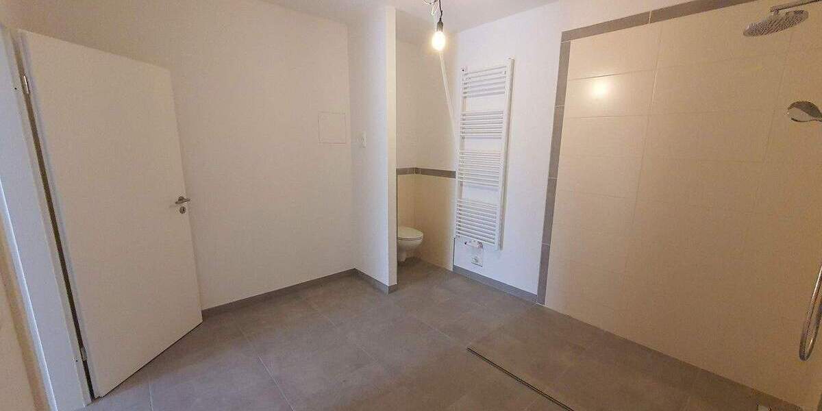 Etagenwohnung Panten Hammer - 3 Zimmer, 92 m&sup2;, 940&euro; | Angebot:25782955