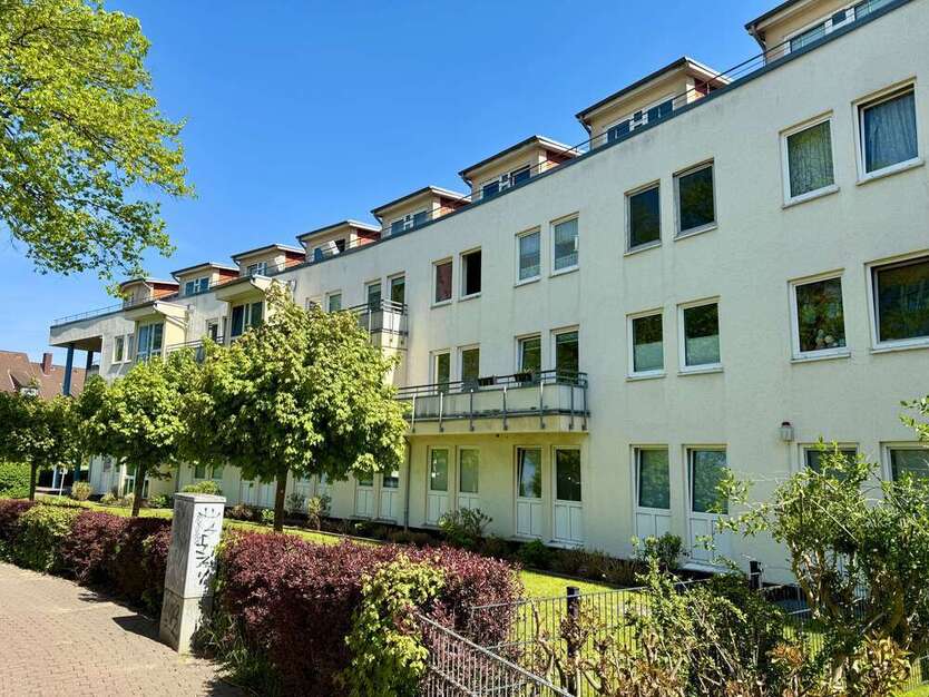 Wohnung zum Kaufen in Lübeck 75.000 € 23.47 m²