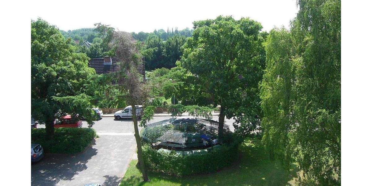 Sehr schöne, gut geschnittene und ruhige 2-Zimmer-Wohnung mit Balkon in St. Jürgen 2 zimmer