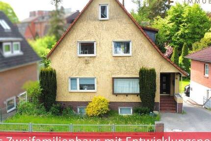 Großes Zweifamilienhaus mit Entwicklungspotenzial - zu kaufen in 23843 Bad Oldesloe - 4 zimmer