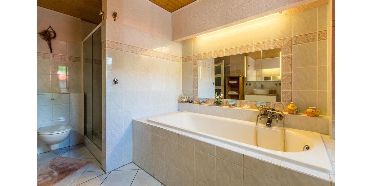 Bauernhaus, Landhaus Bad Segeberg - 7 Zimmer, 235 m&sup2;, 580.000&euro; | Angebot:27003483
