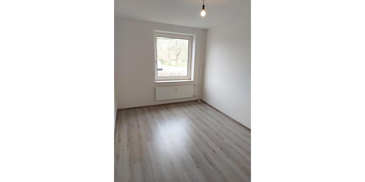 Erdgeschoßwohnung Ratzeburg - 3 Zimmer, 83 m&sup2;, 996&euro; | Angebot:26164382