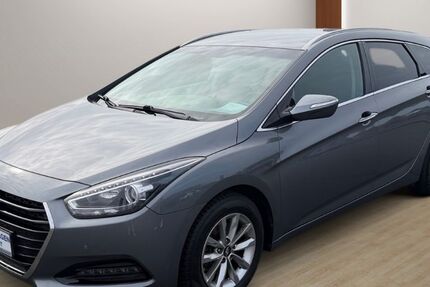 Hyundai i40 120.000 km 8.990 &euro; Stockelsdorf 23617
