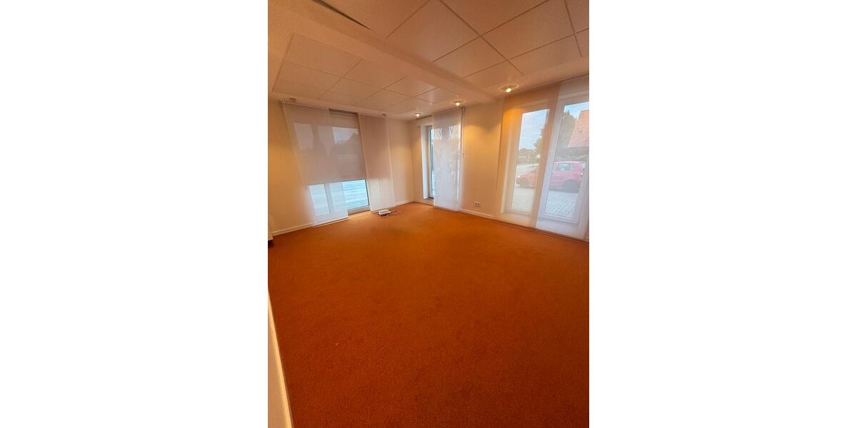 Gewerbeobjekt Breitenfelde - 1.440&euro; | Angebot:22901751