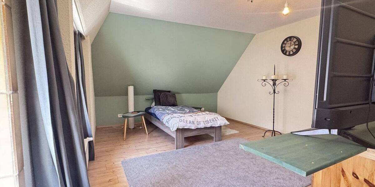 Einfamilienhaus Ahrensbök - 7 Zimmer, 200 m&sup2;, 385.000&euro; | Angebot:25190491