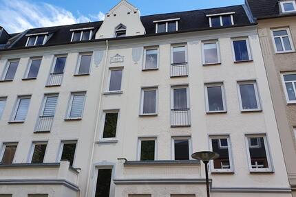 Schöne 3-Zimmer-Wohnung EG , 2 Balkone, im MFH St.Lorenz Nord 3 zimmer