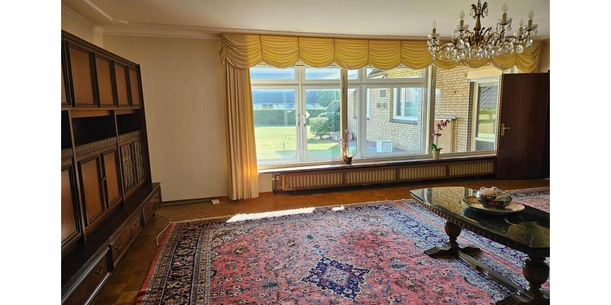 Einfamilienhaus Stockelsdorf - 9 Zimmer, 297 m&sup2;, 645.000&euro; | Angebot:24461650