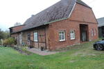 Bauernhaus mit 3 WE in 23923 Menzendorf