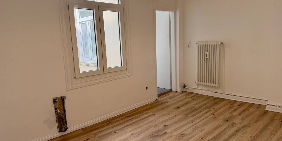 Etagenwohnung Lübeck Innenstadt - 4 Zimmer, 122 m&sup2;, 1.900&euro; | Angebot:26528239