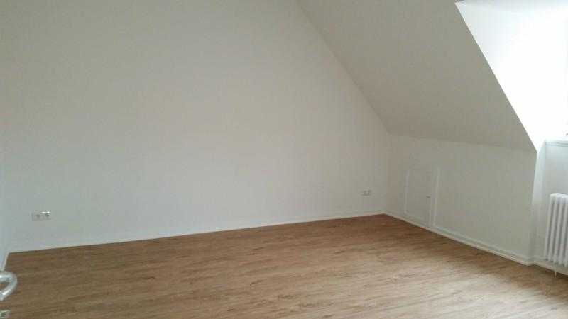 Dachgeschoßwohnung Lübeck Innenstadt - 3 Zimmer, 69 m&sup2;, 688&euro; | Angebot:26251341