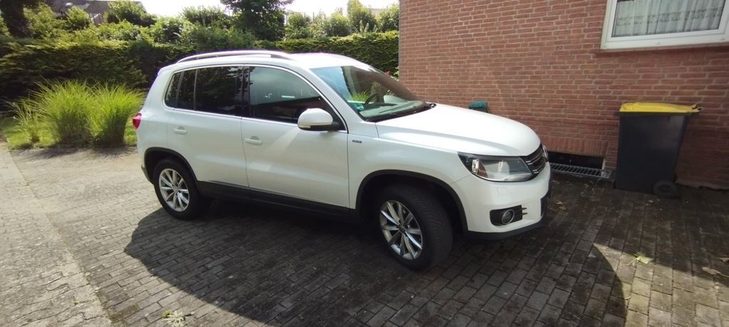 VW Tiguan 116.000 km 15.500 € Ratekau 23626