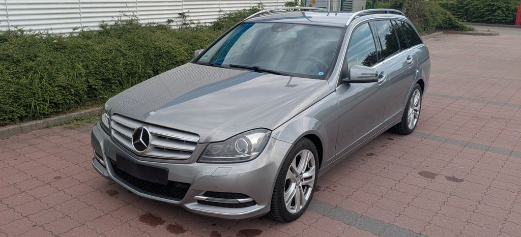 Mercedes-Benz C 250 60.000 km 17.300 &euro; Lübeck 23562