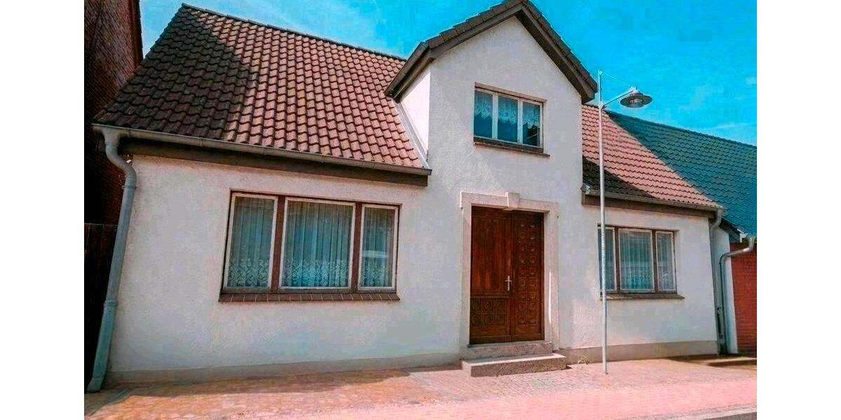 Einfamilienhaus Dassow - 6 Zimmer, 112 m&sup2;, 80.000&euro; | Angebot:27023207