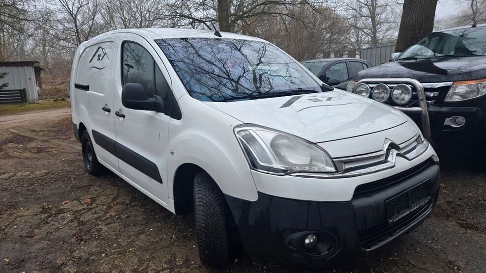 Citroen Berlingo 332.000 km 2.800 € Lübeck 23568
