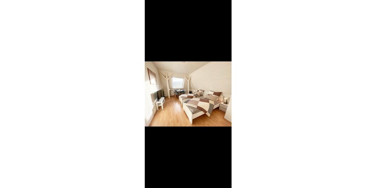Dachgeschoßwohnung Lübeck Innenstadt - 3 Zimmer, 60 m&sup2;, 195.000&euro; | Angebot:26787045
