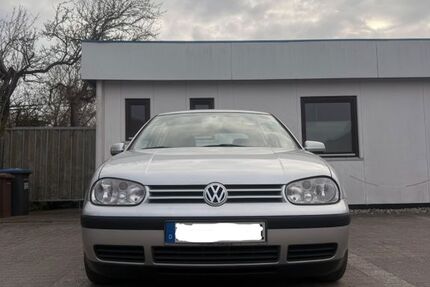 VW Golf 164.950 km 2.500 &euro; Lübeck 23558