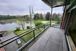 Exklusiv: Sanierte 3-Zi.-Wohnung mit Carport, Aufzug, Balkon & traumhaftem DOM-Blick am Mühlenteich