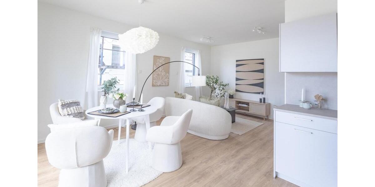 Etagenwohnung Lübeck Sankt Lorenz Nord - 4 Zimmer, 109 m&sup2;, 1.960&euro; | Angebot:26660313