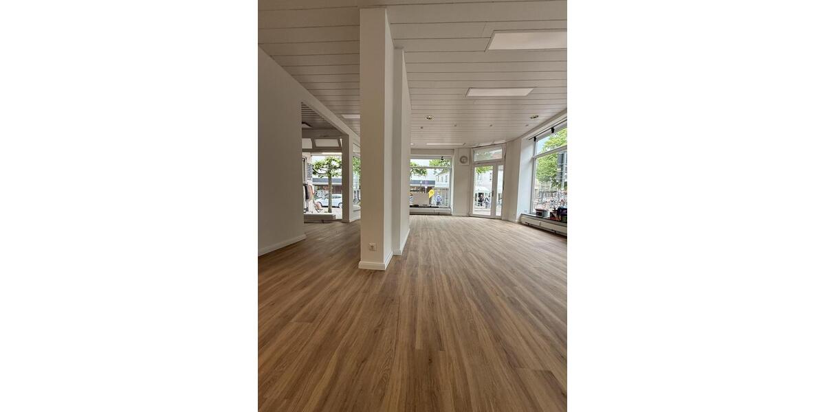 Gewerbeobjekt Bad Schwartau - 1.750&euro; | Angebot:26680384