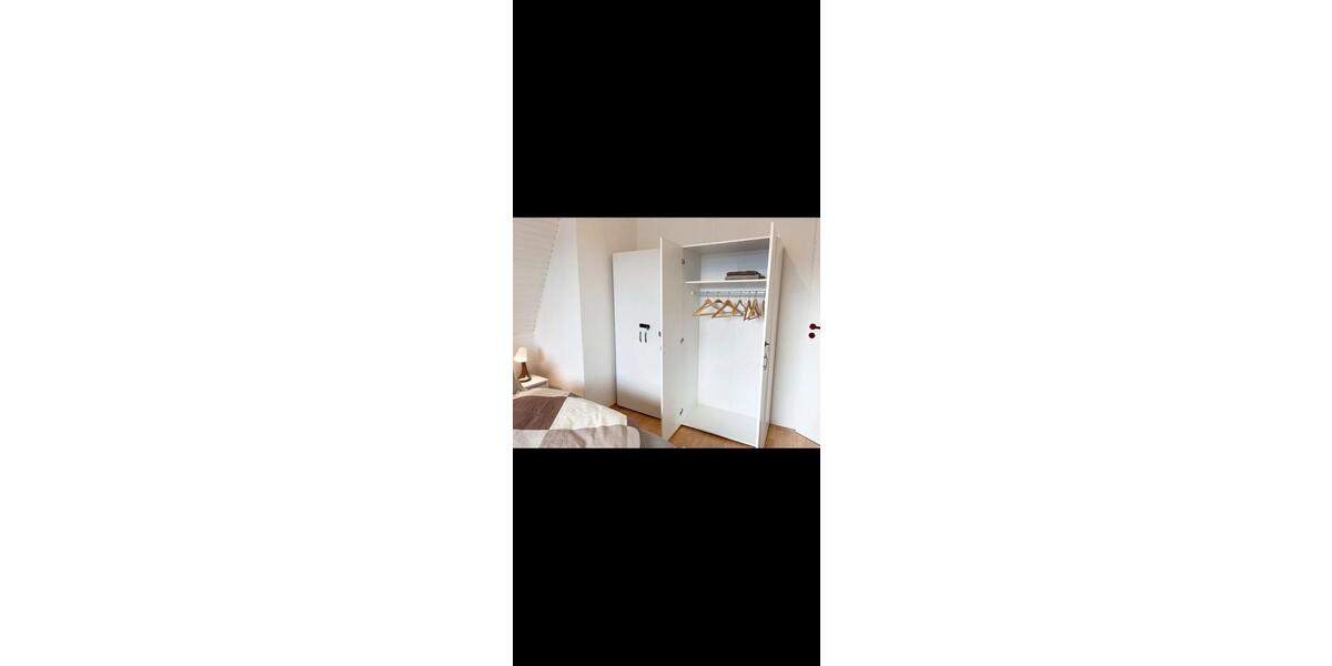 Dachgeschoßwohnung Lübeck Innenstadt - 3 Zimmer, 60 m&sup2;, 195.000&euro; | Angebot:26787045