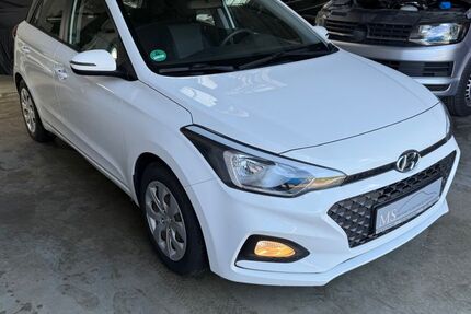 Hyundai i20 79.000 km 8.985 &euro; Lübeck 23556