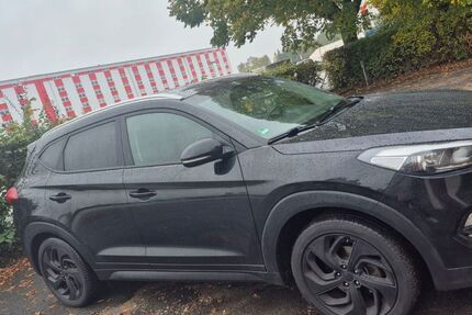 Hyundai TUCSON 132.000 km 14.500 &euro; Bad Segeberg 23795