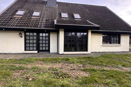 Haus zum Kaufen in Ahrensbök 495.000 € 180 m² 4 zimmer