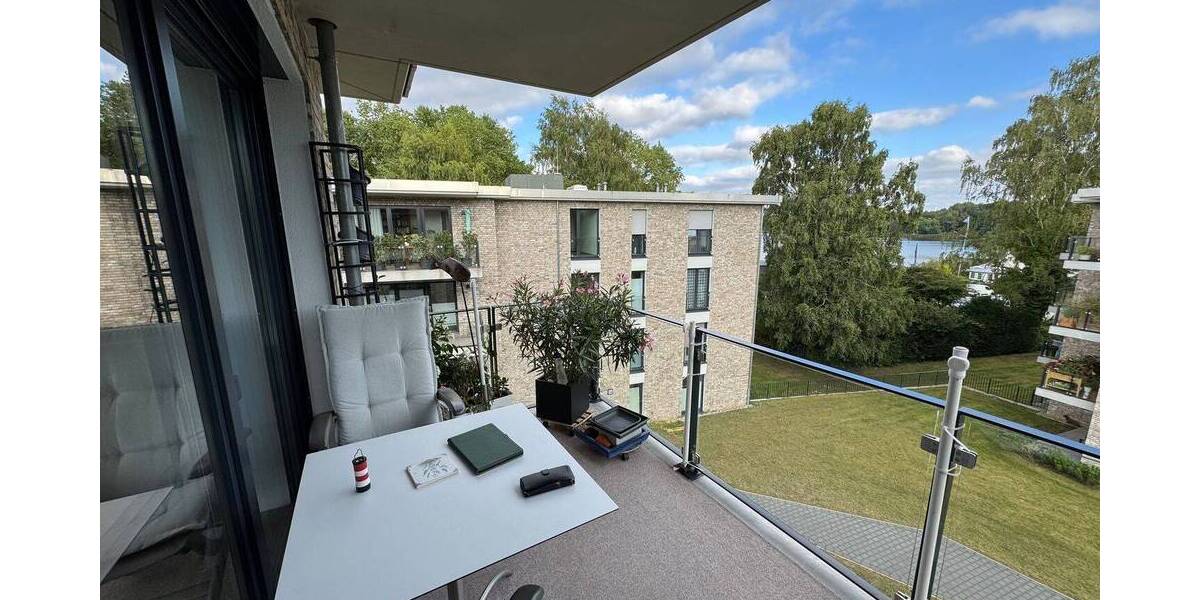 Traumhafte Endetage-Wohnung mit direktem Blick auf die Trave 3 zimmer