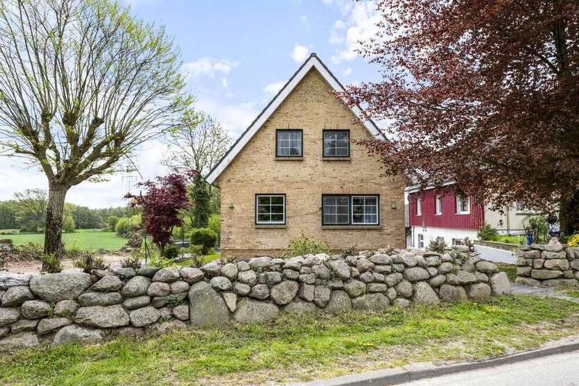 Haus zum Kaufen in Scharbeutz 385.000 € 106 m²
