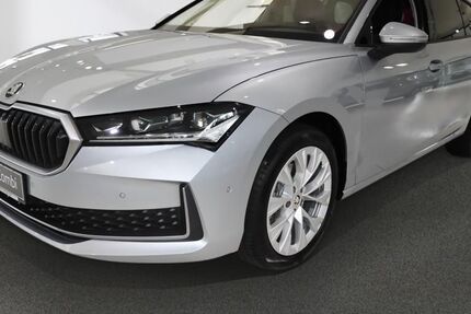 Skoda Superb 2.650 km 43.690 € Bad Segeberg 23795