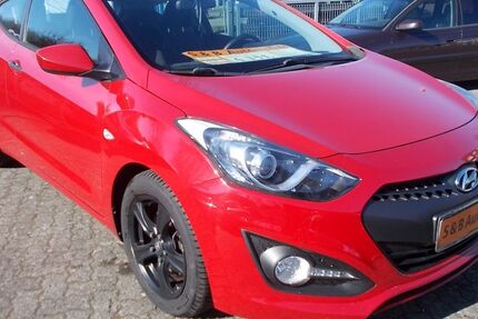 Hyundai i30 148.000 km 5.399 &euro; Lübeck 23556