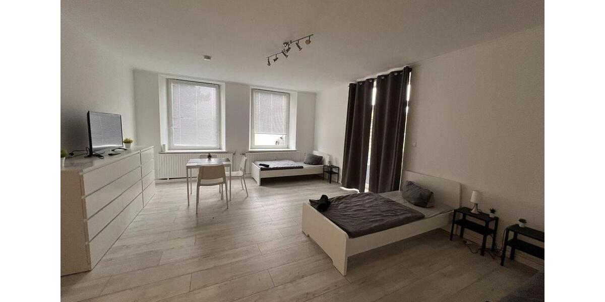 Erdgeschoßwohnung Neustadt in Holstein - 4 Zimmer, 120 m&sup2;, 1.300&euro; | Angebot:25872288