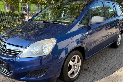 Opel Zafira 113.000 km 3.499 € Lübeck 23560