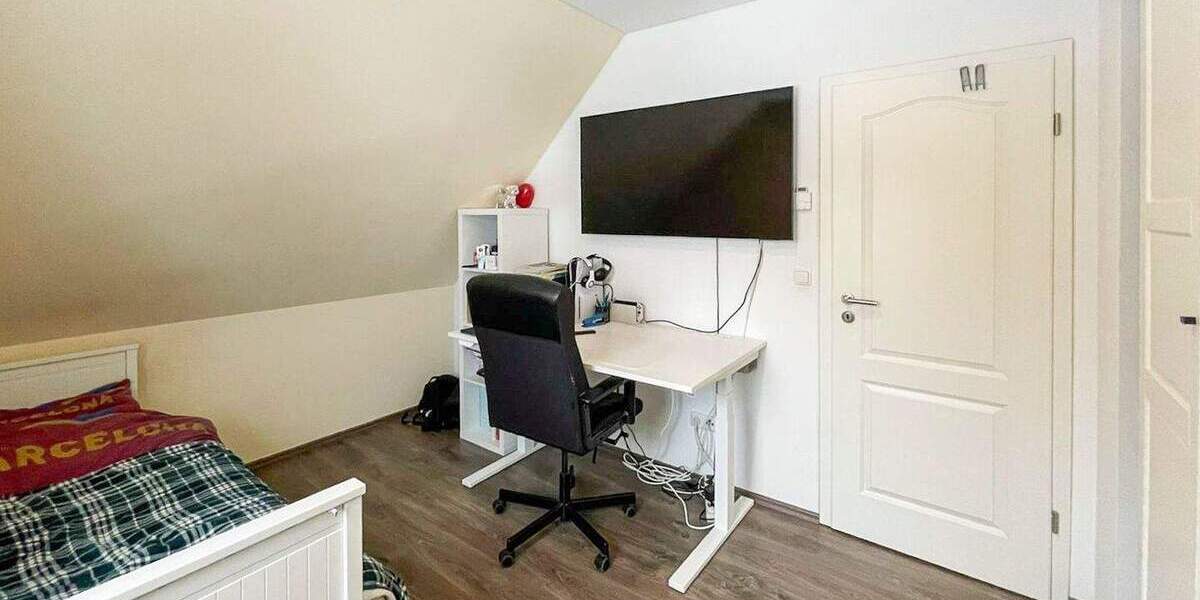 Einfamilienhaus Lübeck Kücknitz - 7 Zimmer, 132 m&sup2;, 949.000&euro; | Angebot:25264671