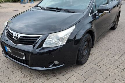 Toyota Avensis 339.000 km 2.500 &euro; Lübeck 23556