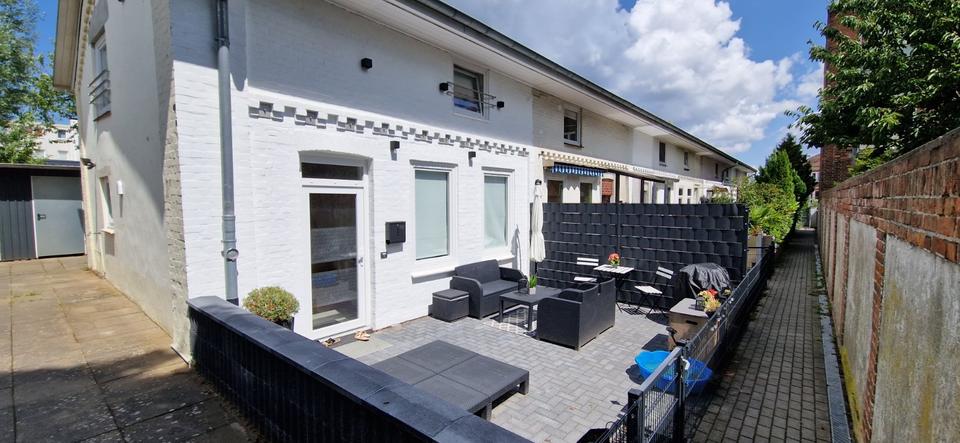 Reihenhaus Lübeck Sankt Lorenz Nord - 2 Zimmer, 90 m&sup2;, 1.350&euro; | Angebot:24830269