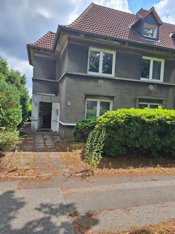 Ein Traum für Handwerker ; DHH in 23568 Lübeck - Schlutup